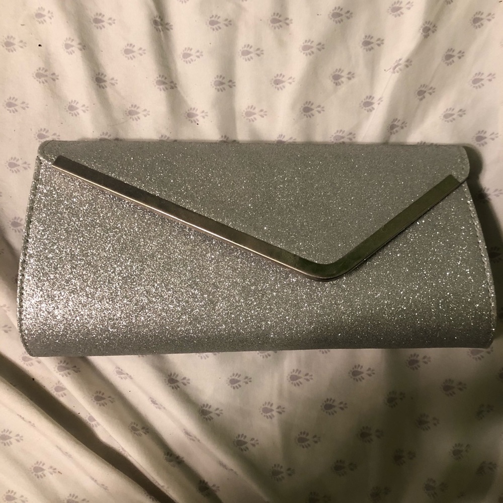 Sparkly clutch
